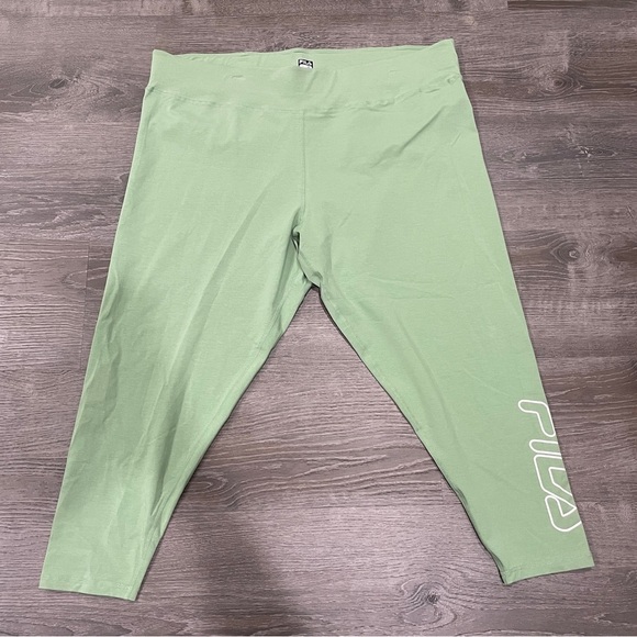 NWT Fila Green Strut 7/8 Tight Leggings - Picture 1 of 10